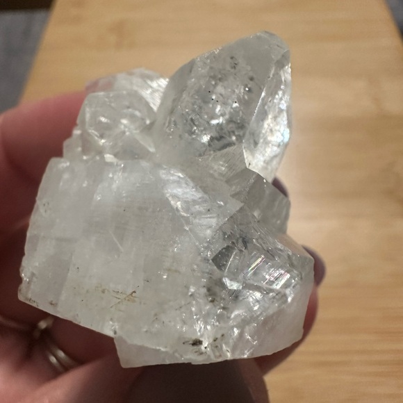 Apophyllite - Picture 4 of 5